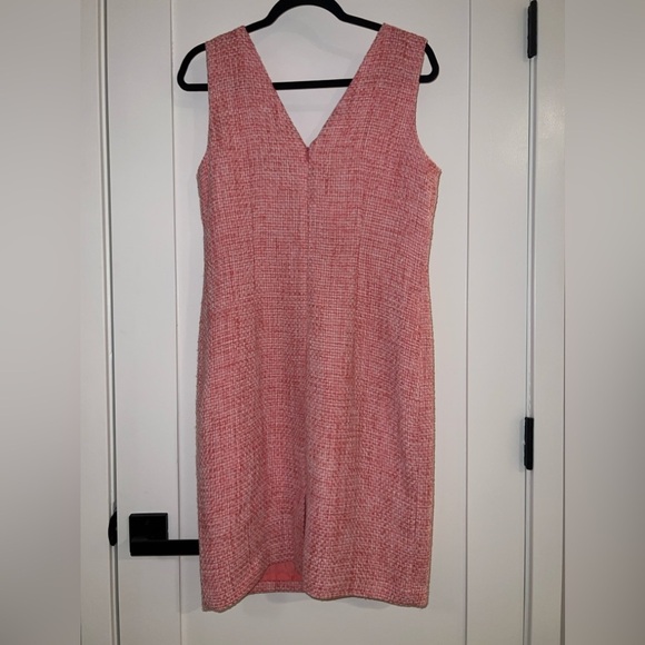 Karl Lagerfeld Paris Designer Tweed Scalloped V Neck Sheath Pink Dress Size 10 - Picture 8 of 11